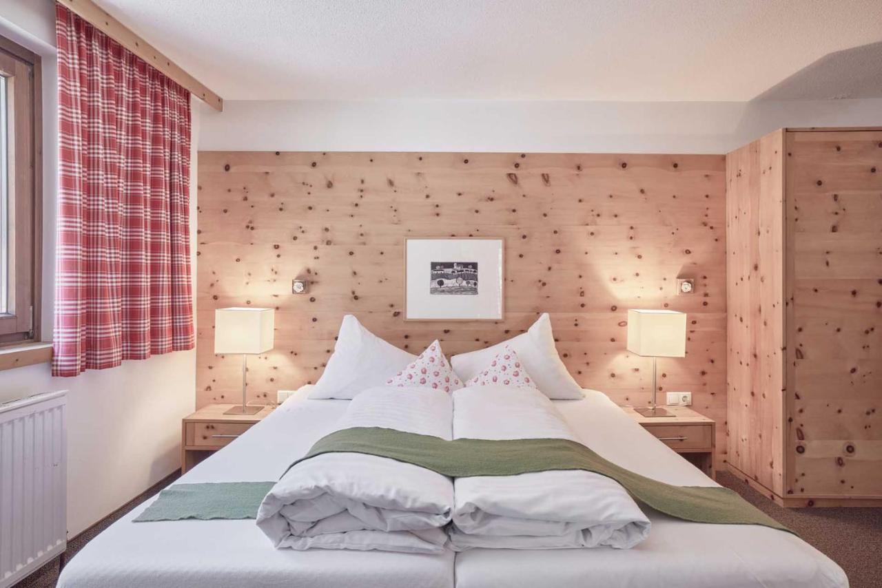 Bio Hotel Stillebach Sankt Leonhard im Pitztal Bagian luar foto